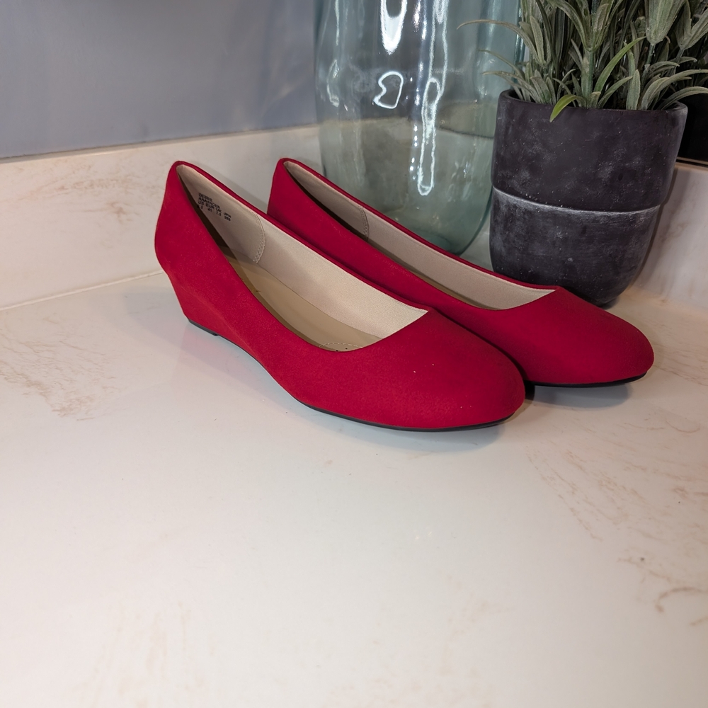 Women's Low Wedges - Red